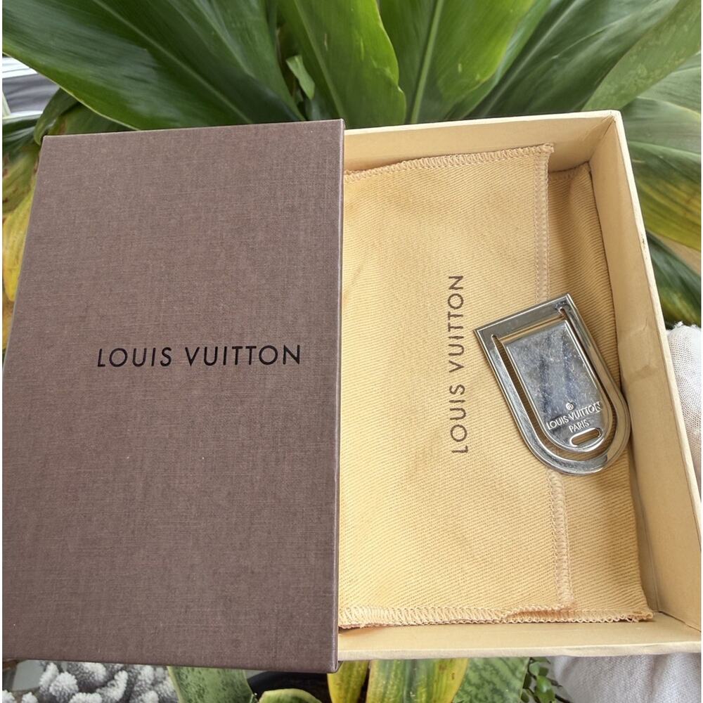 Louis Vuitton Pans A Vie Porto Silver Tone Money Clip Authentic